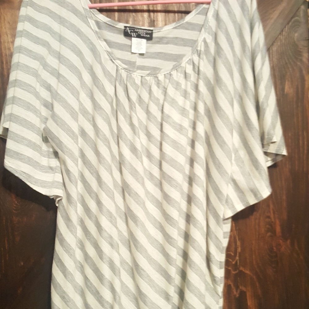 Xl top.